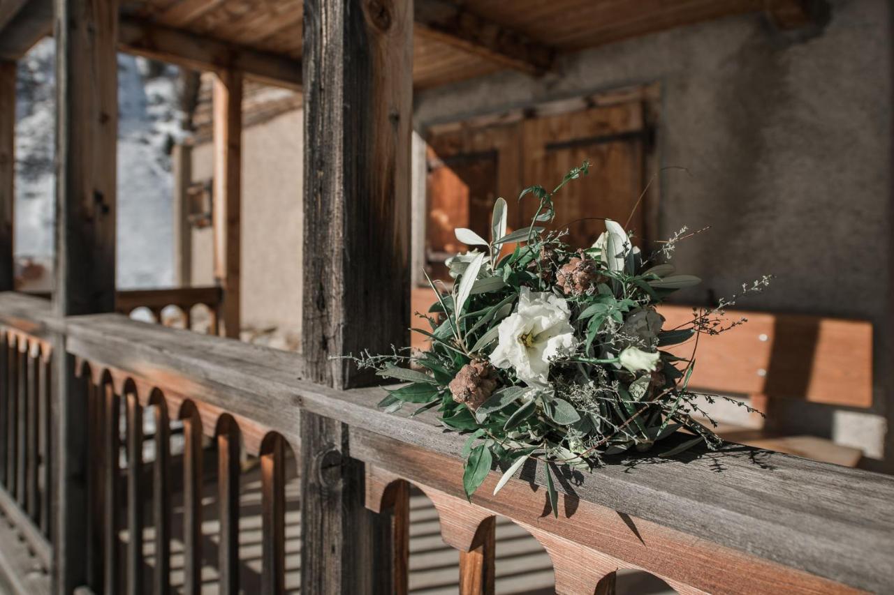Hotel Walserhuus Sertig Sertig Doefli Luaran gambar